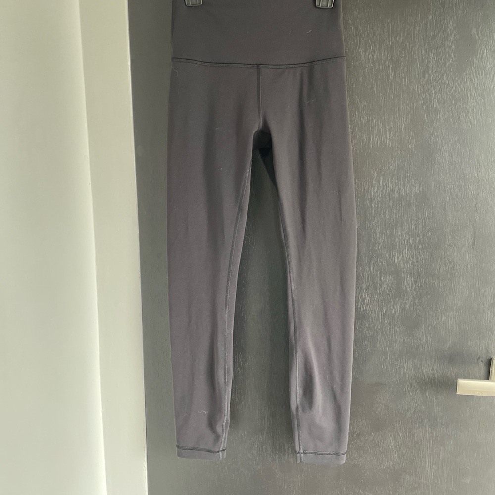 Lululemon Wunder Under leggings